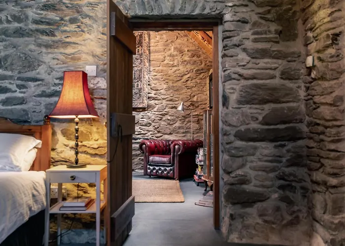 Traditional Style Thatched In 펜션